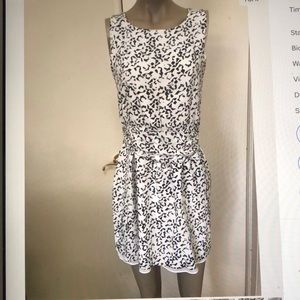 Theory 100% silk black white print sleeveless short dress Roush waist size 6